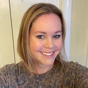 Meet your Posher, Devan